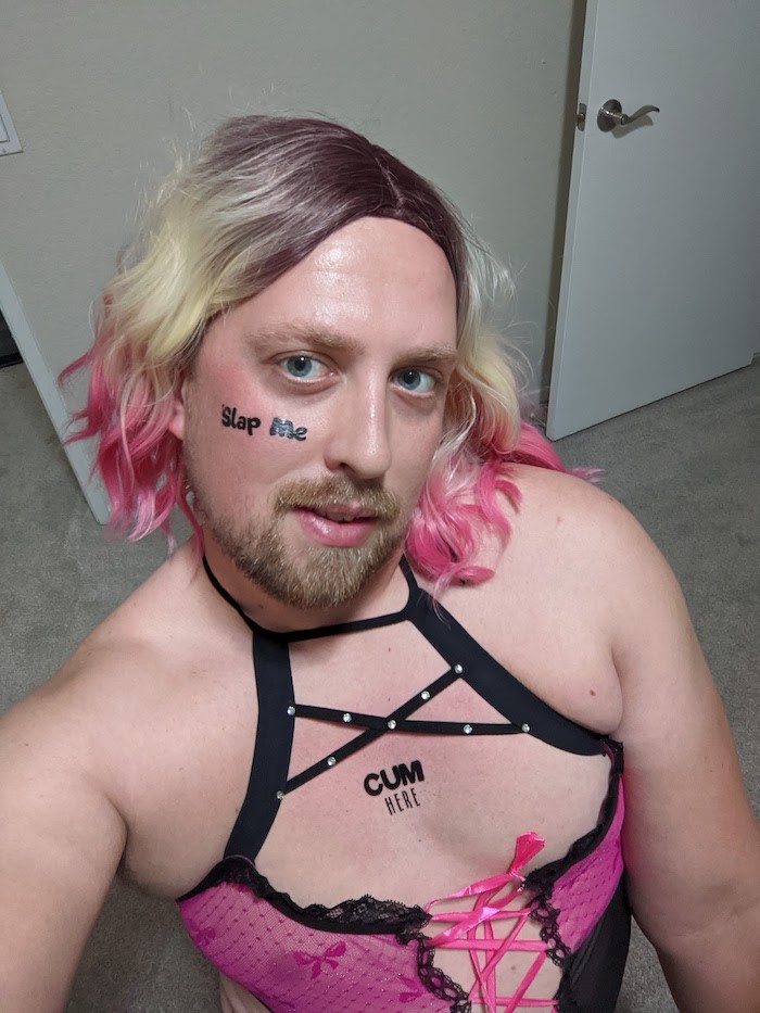 vallejo-gloryhole-outfit-steven-reichenberg-wants-all-the-cum-on-35b34ef5fa66fa53cf01f77192478dbe
